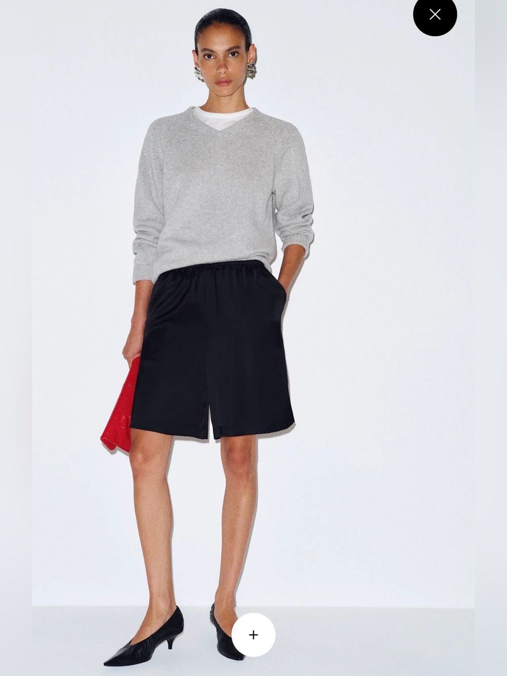 Reformation Sandy Satin Short Black - Size S